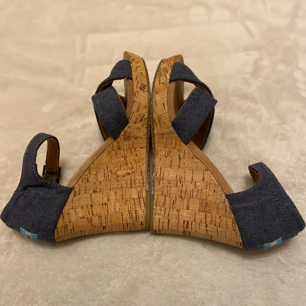 Toms material made